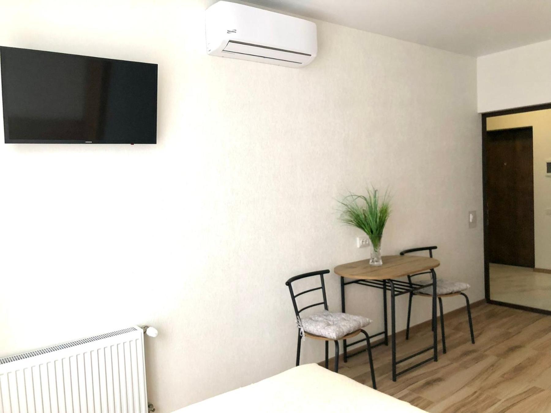 Osapart Hotel In A Complex Semycvit 3 Λβιβ Εξωτερικό φωτογραφία